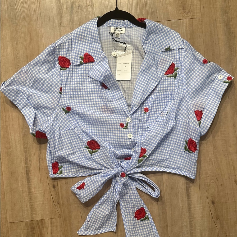 Unique Vintage Plus Size 4X Blue Gingham Tie-Front Crop Top w/ Rose Embroidery